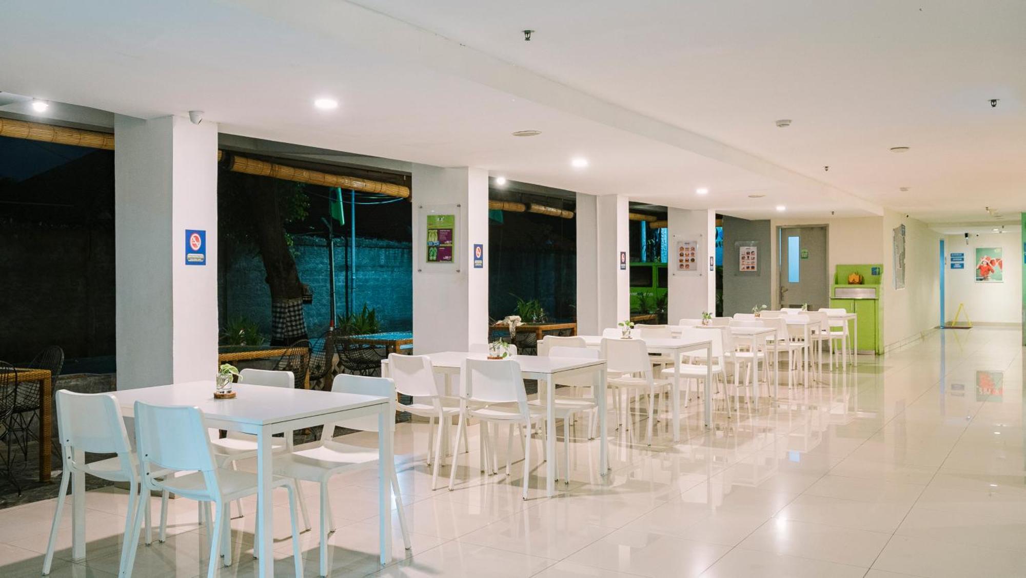 Pop! Hotel Kuta Beach Екстер'єр фото